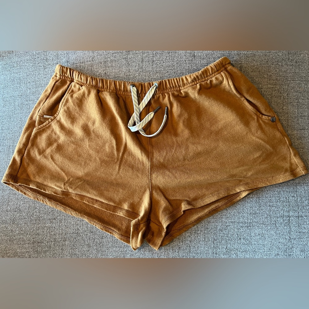 Vuori Women's Sunnyside Shorts 100% Cotton Turmeric Medium - Picture 3 of 11